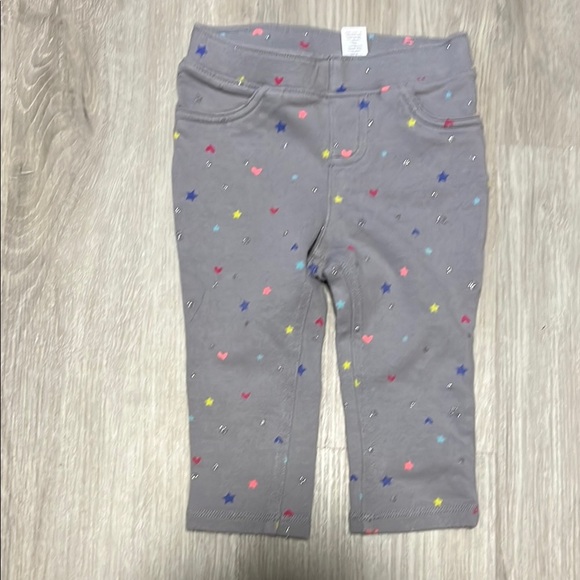 Kids Gray Star and Heart Patterned Leggings - Picture 1 of 1